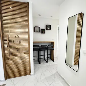 Zeus Design Apartmenthaus Apartment