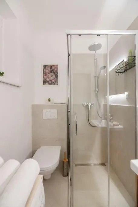 Apartment Ruhelage Im Zentrum Nahe Schottentor-Contactless Self-Check-In Wien