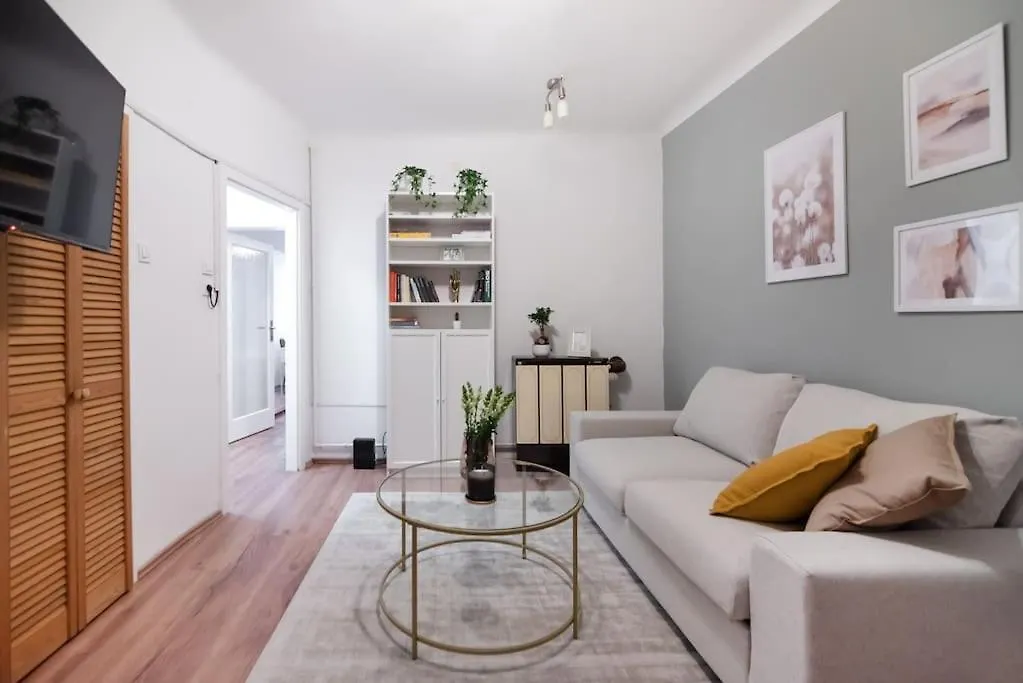 Ruhelage Im Zentrum Nahe Schottentor-Contactless Self-Check-In Wien Apartment